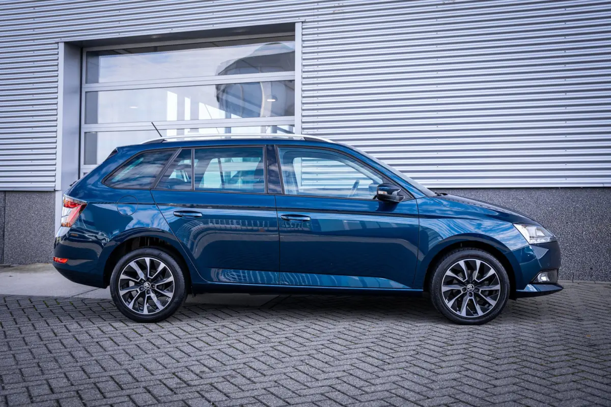 1.0 TSI Business Edition | Airco (automatisch) | Cruise control | Lichtmetalen velgen 16"