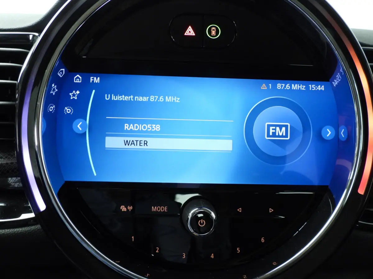1.5 Cooper | LED | Navigatie | Sportstoelen | Stoelverwarming | Chrome line | DAB | Alu 18 inch