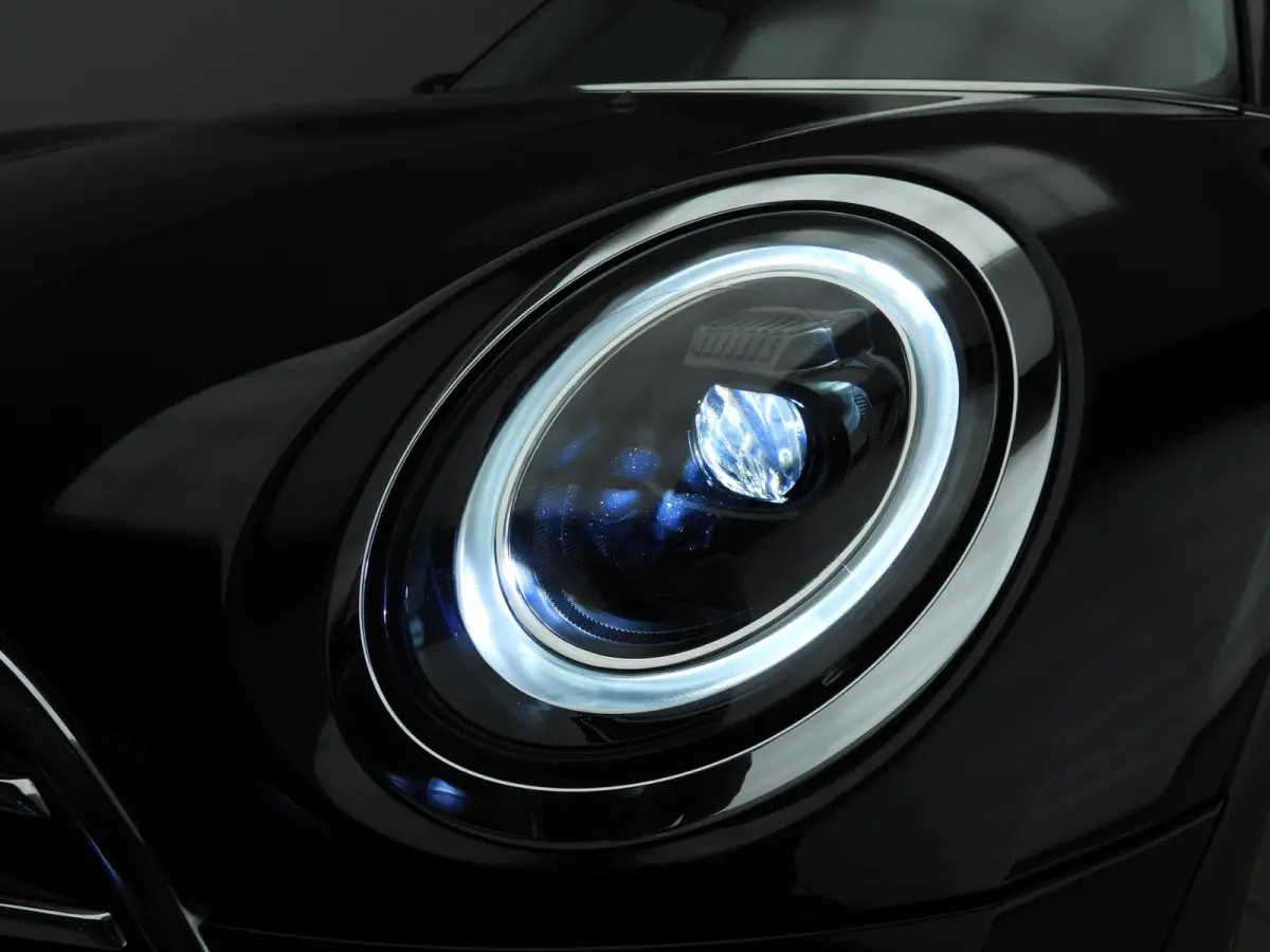 1.5 Cooper | LED | Navigatie | Sportstoelen | Stoelverwarming | Chrome line | DAB | Alu 18 inch