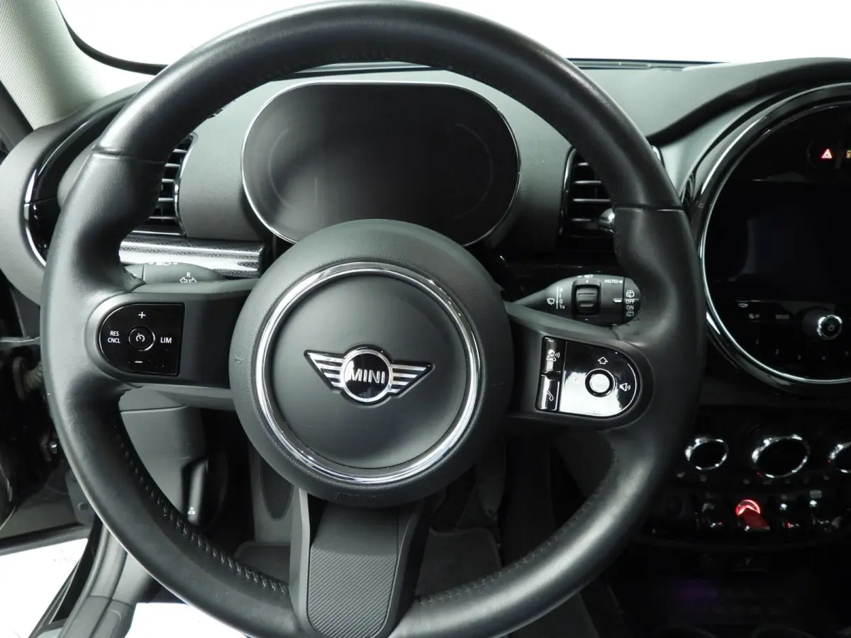 1.5 Cooper | LED | Navigatie | Sportstoelen | Stoelverwarming | Chrome line | DAB | Alu 18 inch