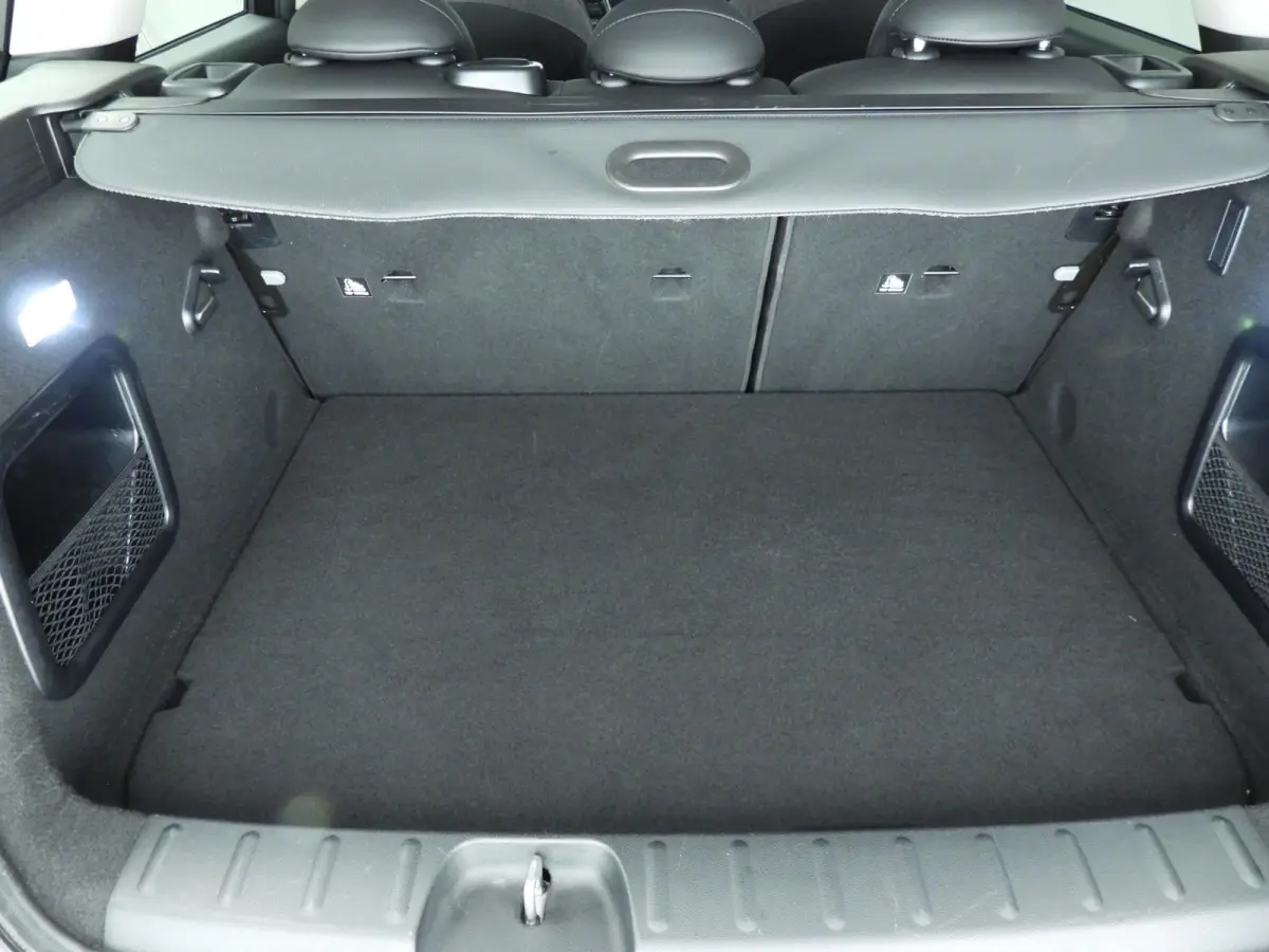 1.5 Cooper | LED | Navigatie | Sportstoelen | Stoelverwarming | Chrome line | DAB | Alu 18 inch