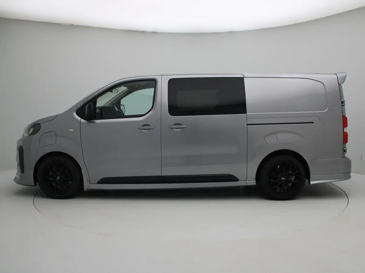 L3 DC 75 kWh | STX Uitvoering | Lichtmetalen Velgen | Lederen Stoelbekleding | Parkeercamera Achter |