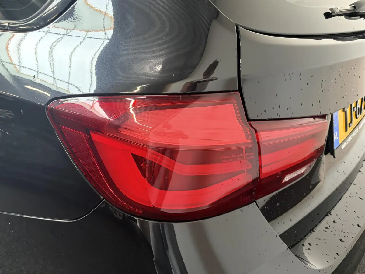 318i M Sport Edition Navigatie Climate control Lederen bekleding