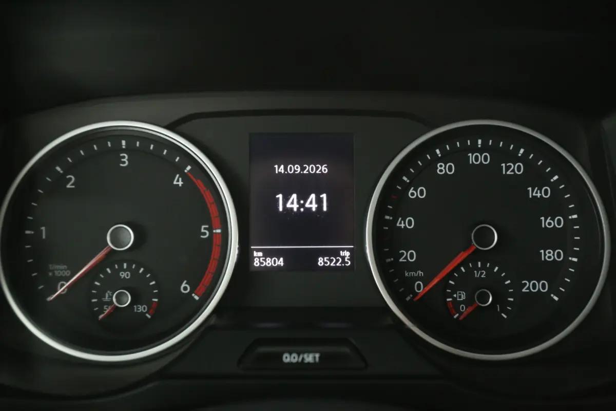 2.0 TDI L3H2 140PK | Airco | Camera | 3 Zits | Trekhaak | Carplay | Elektrpakket