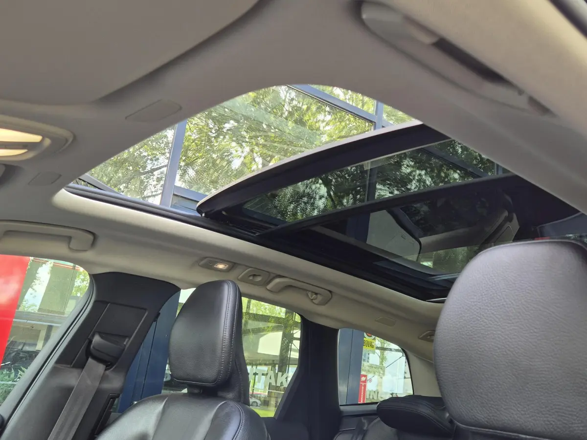 2.0 T6 Plug-in hybrid AWD Core Bright | SOH 100% | Panoramadak | Adapt. Cruise | 20 inch | Climate Control | Leer