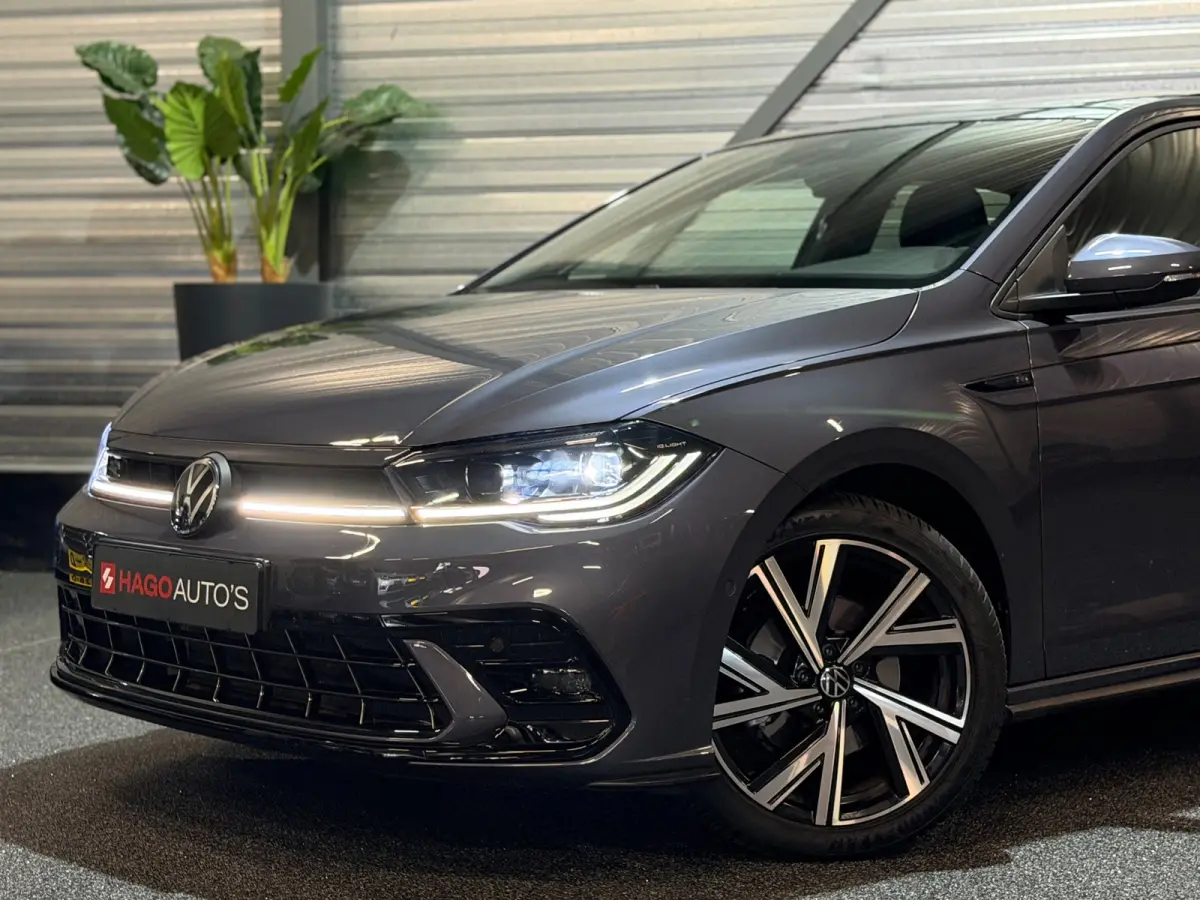 1.0 TSI 3x R-Line DSG/VIRTUAL/IQ-LIGHTS/PANO/NAVI/KEYLESS/CARPLAY/CAMERA/PDC/CLIMATE/DCC/SIDE-ASSIST/ACC/12-MND-GA