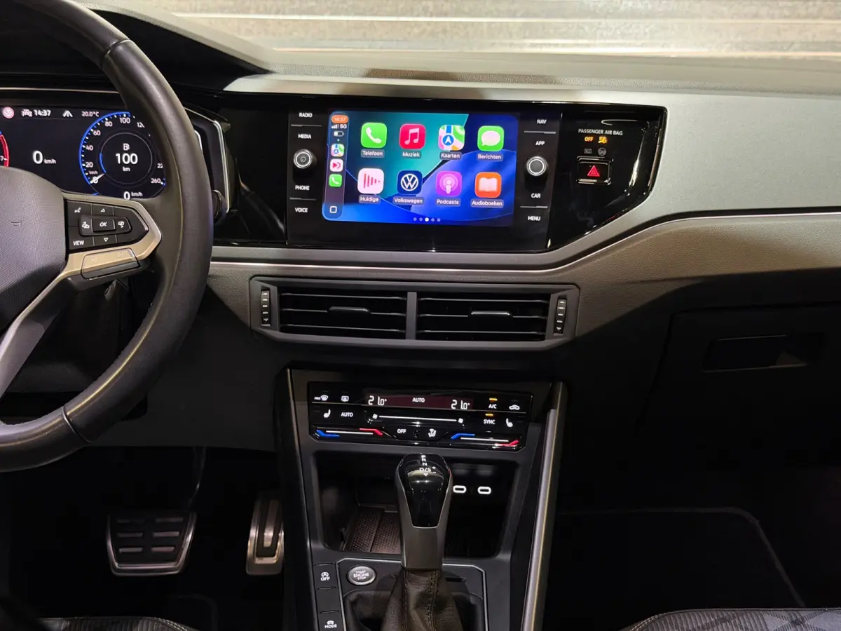 1.0 TSI 3x R-Line DSG/VIRTUAL/IQ-LIGHTS/PANO/NAVI/KEYLESS/CARPLAY/CAMERA/PDC/CLIMATE/DCC/SIDE-ASSIST/ACC/12-MND-GA