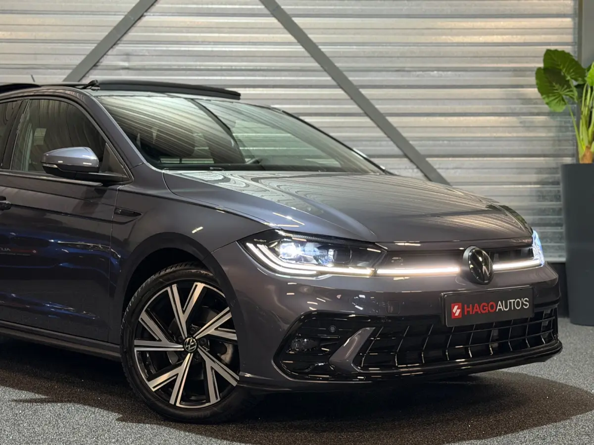 1.0 TSI 3x R-Line DSG/VIRTUAL/IQ-LIGHTS/PANO/NAVI/KEYLESS/CARPLAY/CAMERA/PDC/CLIMATE/DCC/SIDE-ASSIST/ACC/12-MND-GA