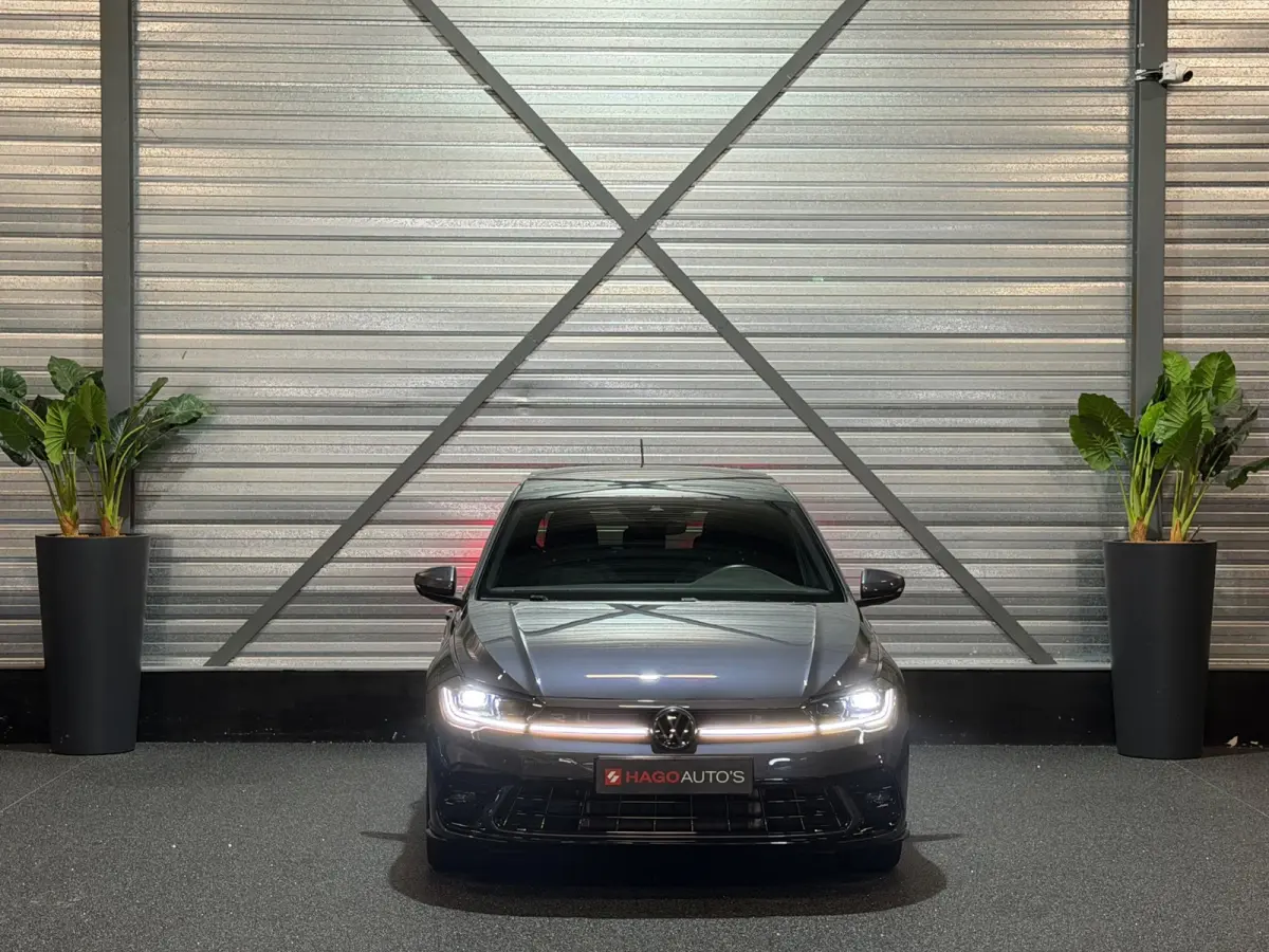 1.0 TSI 3x R-Line DSG/VIRTUAL/IQ-LIGHTS/PANO/NAVI/KEYLESS/CARPLAY/CAMERA/PDC/CLIMATE/DCC/SIDE-ASSIST/ACC/12-MND-GA