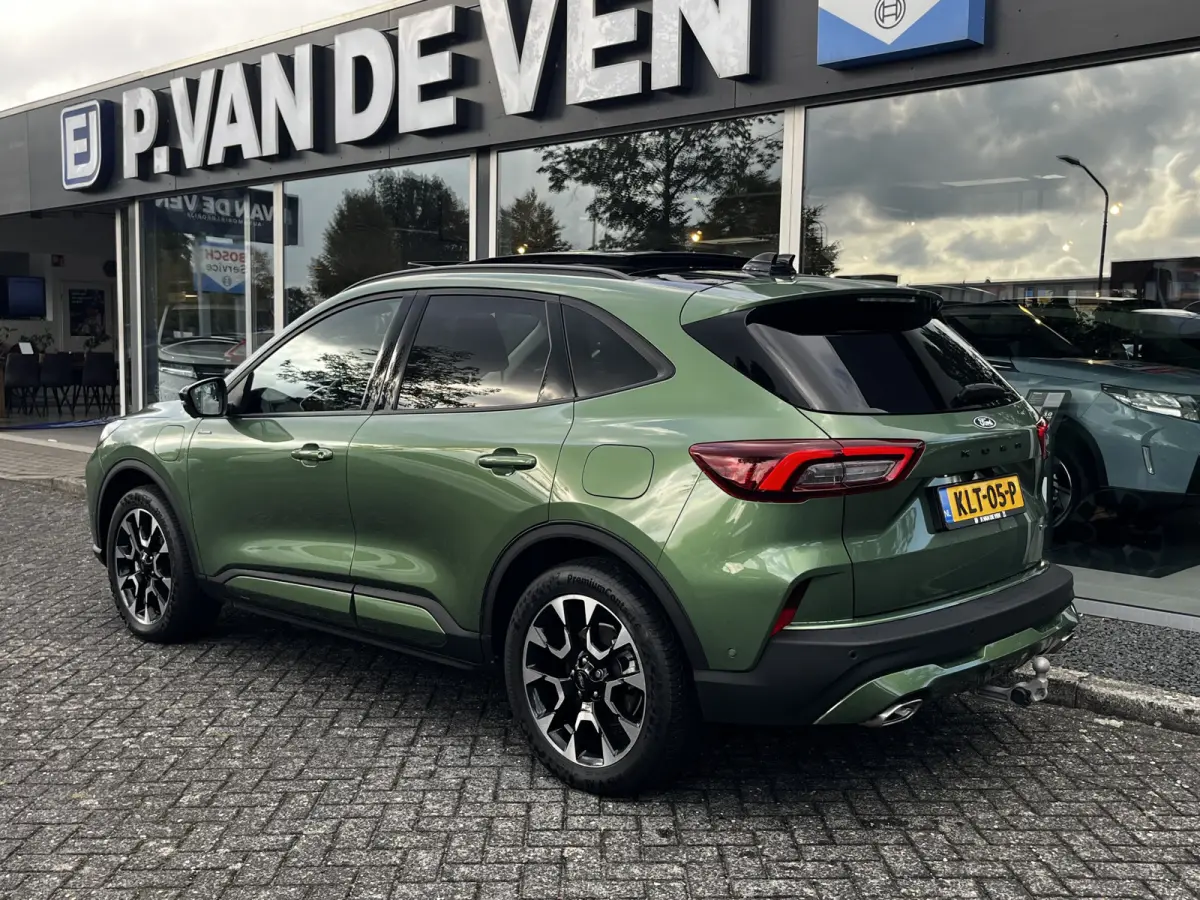 2.5 PHEV Active X 243pk e-CVT Automaat | Full Options | Black Package | E-Trekhaak | Panodak | Coast-to-Coast Matrix LED |