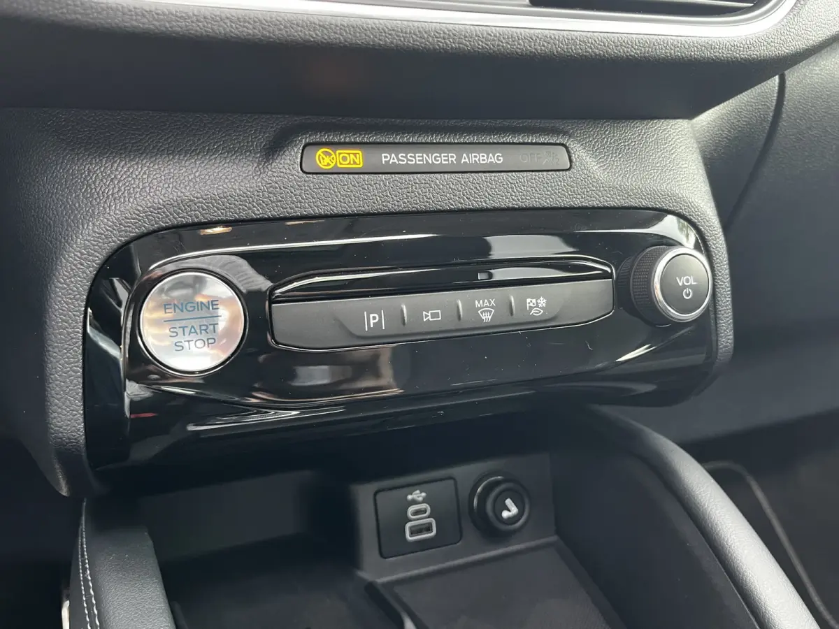 2.5 PHEV Active X 243pk e-CVT Automaat | Full Options | Black Package | E-Trekhaak | Panodak | Coast-to-Coast Matrix LED |