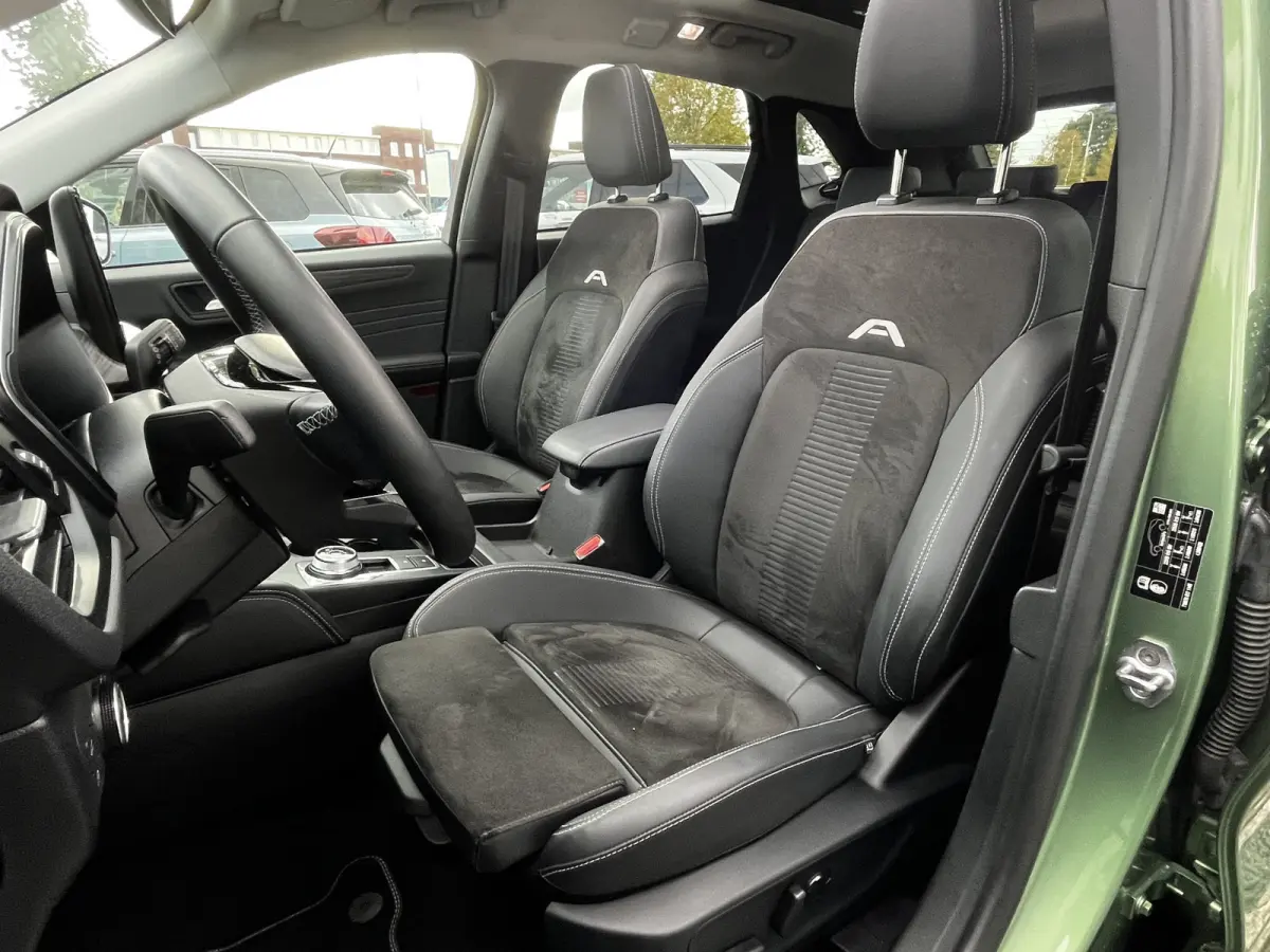 2.5 PHEV Active X 243pk e-CVT Automaat | Full Options | Black Package | E-Trekhaak | Panodak | Coast-to-Coast Matrix LED |