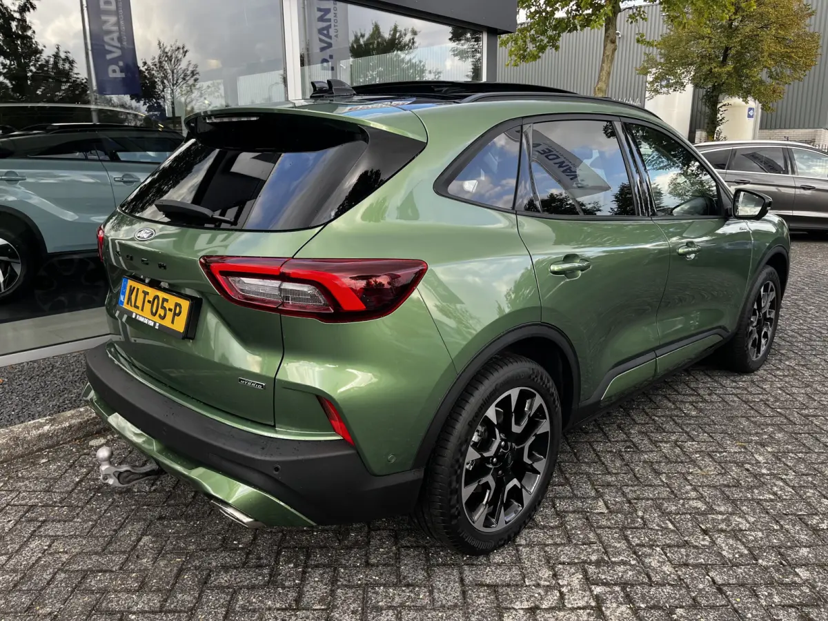 2.5 PHEV Active X 243pk e-CVT Automaat | Full Options | Black Package | E-Trekhaak | Panodak | Coast-to-Coast Matrix LED |