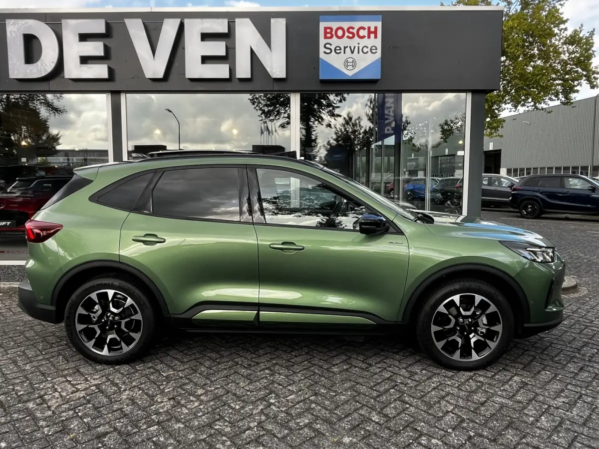 2.5 PHEV Active X 243pk e-CVT Automaat | Full Options | Black Package | E-Trekhaak | Panodak | Coast-to-Coast Matrix LED |