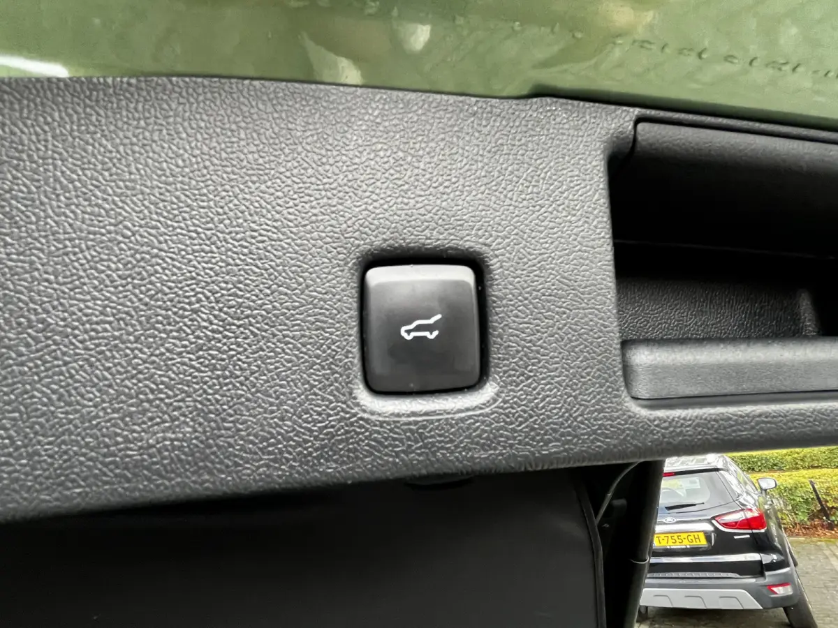 2.5 PHEV Active X 243pk e-CVT Automaat | Full Options | Black Package | E-Trekhaak | Panodak | Coast-to-Coast Matrix LED |