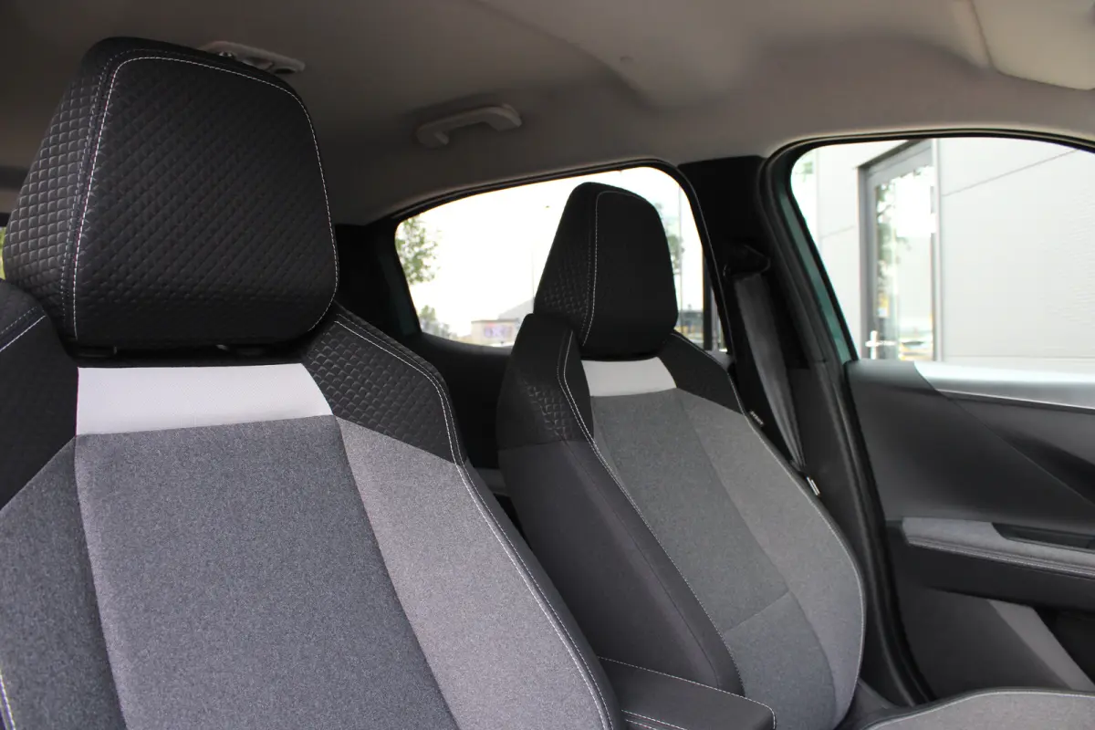 GS 44 kWh | Fase 3 laden | Stoel + Stuurverwarming | Navigatie | Camera | Apple carplay | Bluetooth |