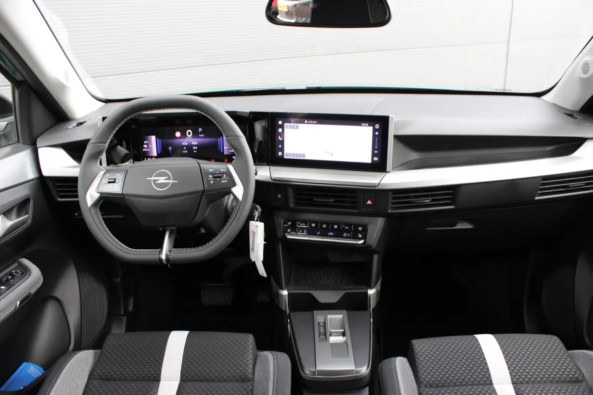 GS 44 kWh | Fase 3 laden | Stoel + Stuurverwarming | Navigatie | Camera | Apple carplay | Bluetooth |