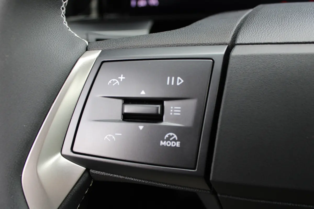 GS 44 kWh | Fase 3 laden | Stoel + Stuurverwarming | Navigatie | Camera | Apple carplay | Bluetooth |