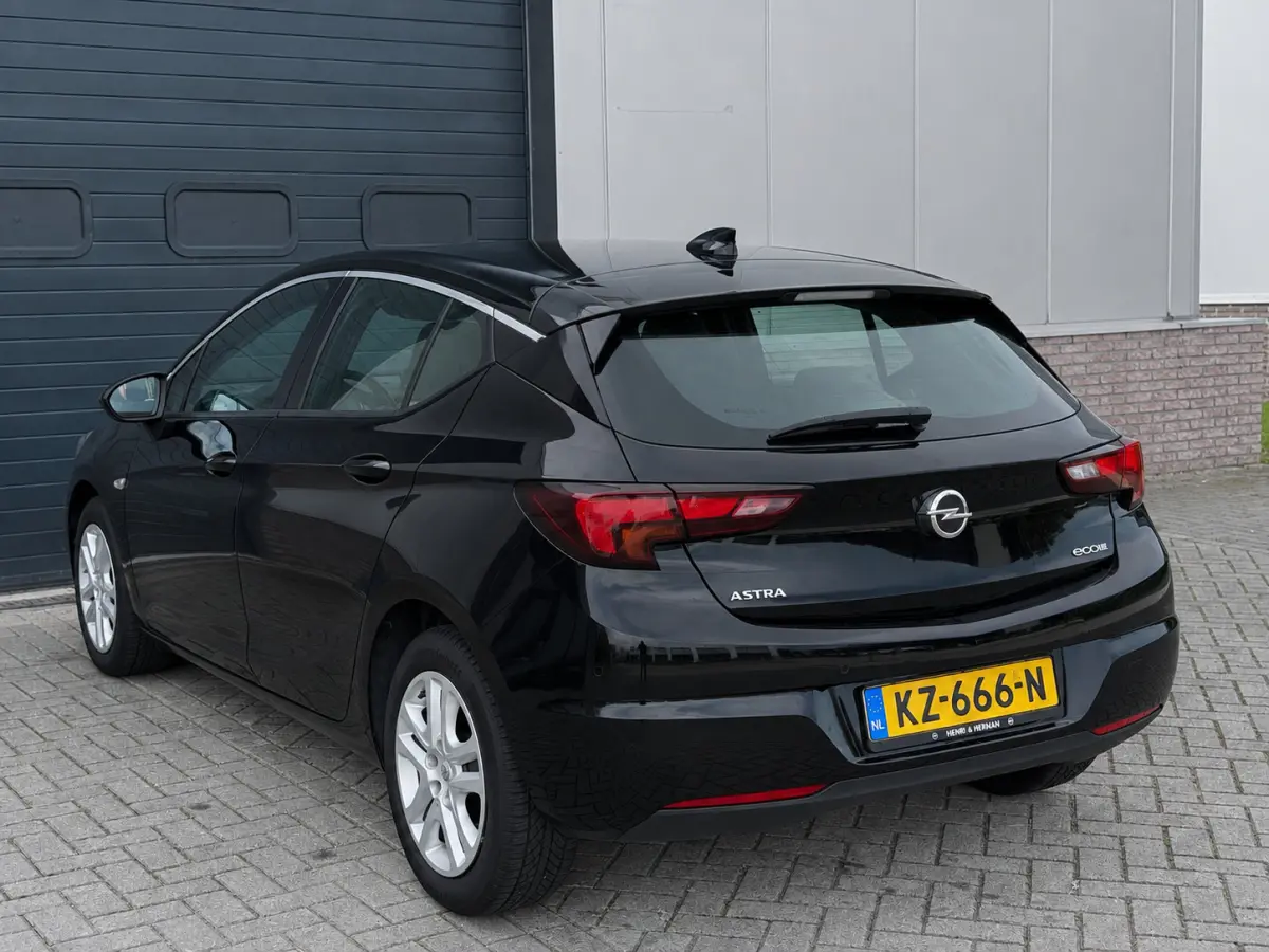 1.6 CDTI Business+ 2017 Airco/Climate/Carplay
