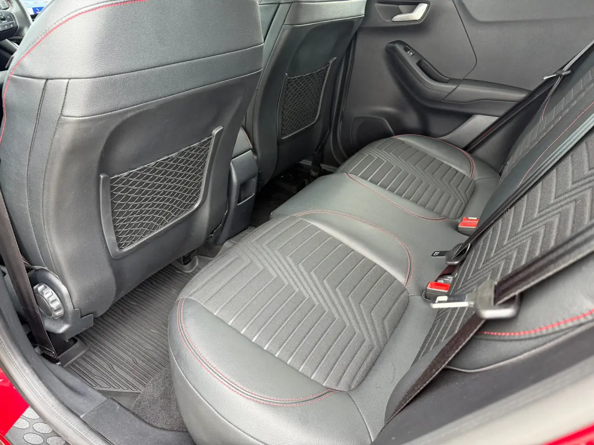 1.0 EcoBoost 155 ST-Line X - Navi - Climate - Winterpakket