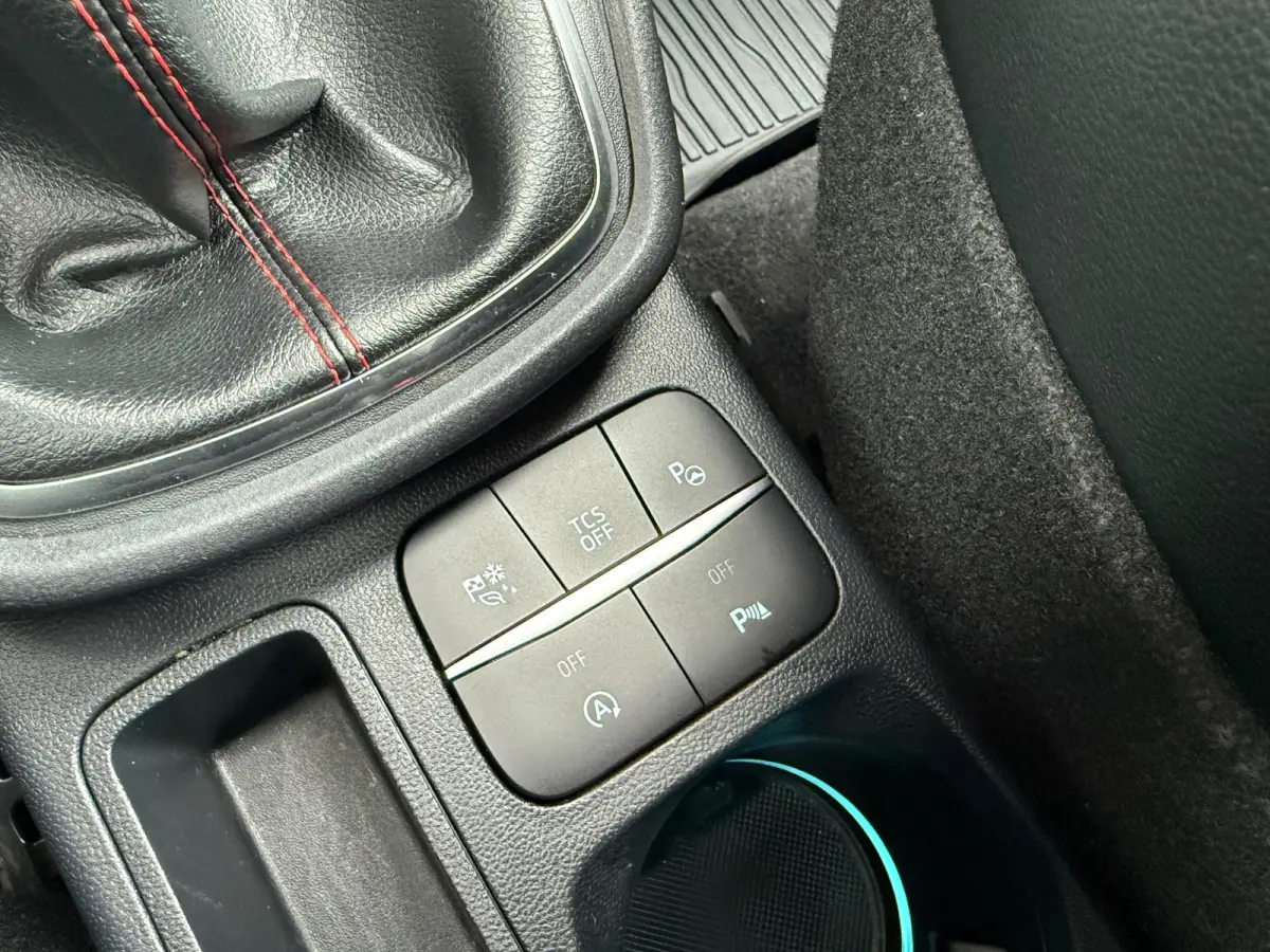 1.0 EcoBoost 155 ST-Line X - Navi - Climate - Winterpakket