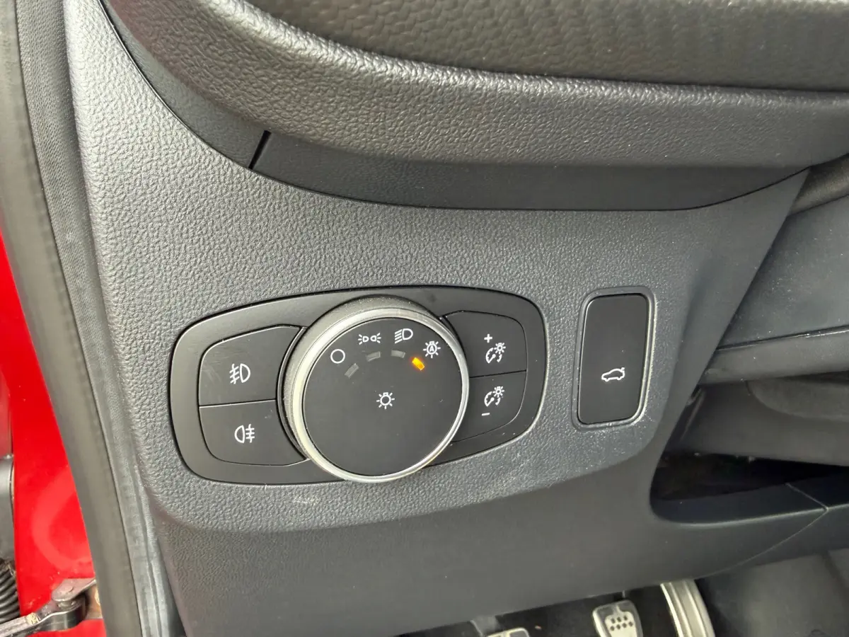 1.0 EcoBoost 155 ST-Line X - Navi - Climate - Winterpakket