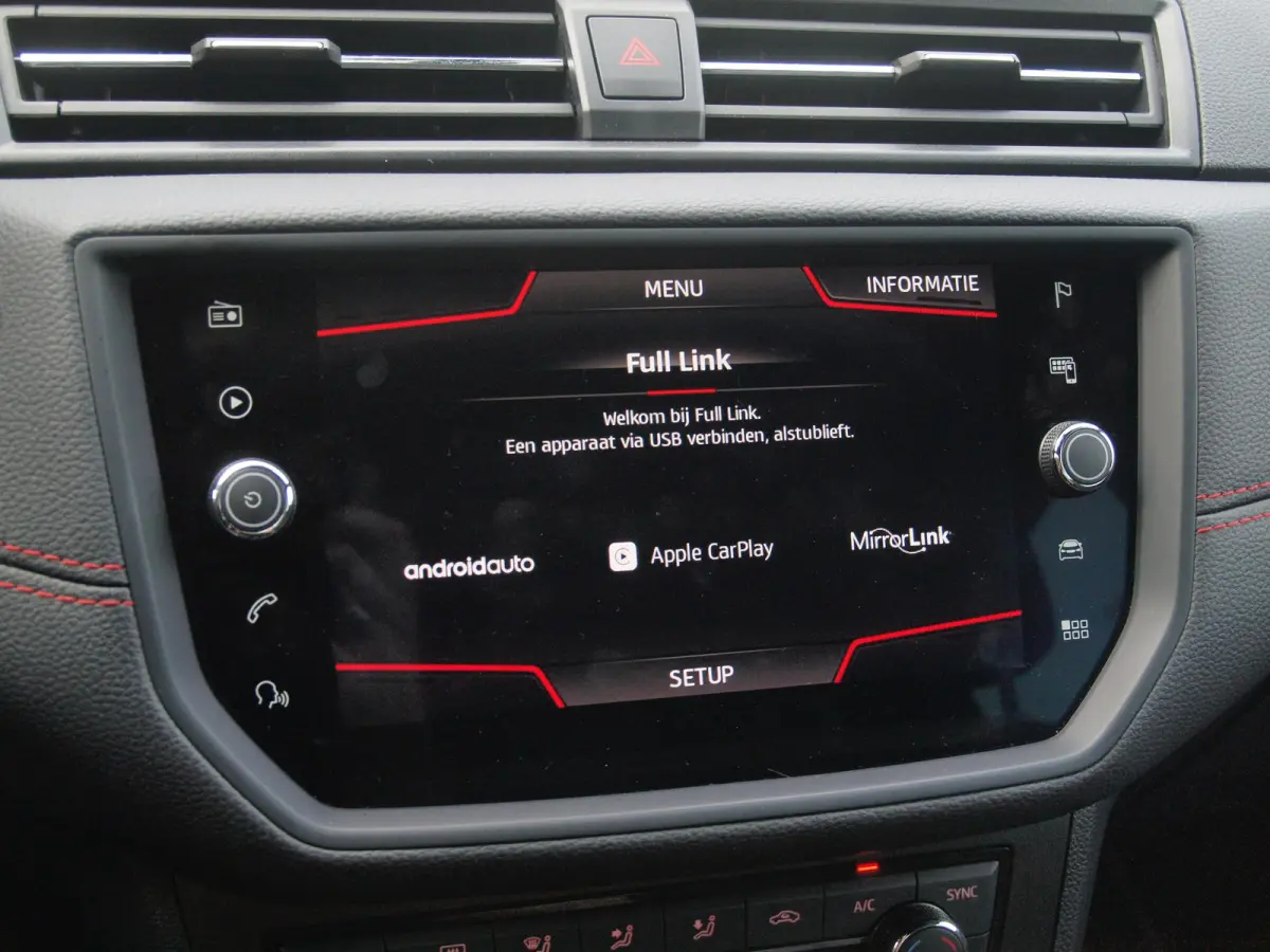 1.0 TSI FR Business Intense | Camera | Apple Carplay | Trekhaak | Virtual Cockpit | NL-Auto |