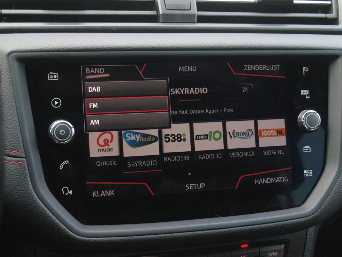 1.0 TSI FR Business Intense | Camera | Apple Carplay | Trekhaak | Virtual Cockpit | NL-Auto |