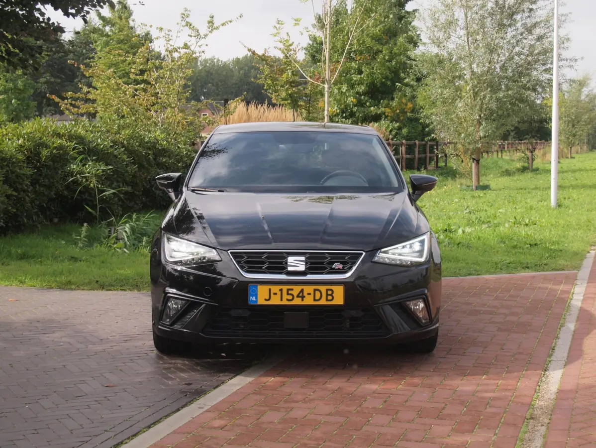 1.0 TSI FR Business Intense | Camera | Apple Carplay | Trekhaak | Virtual Cockpit | NL-Auto |