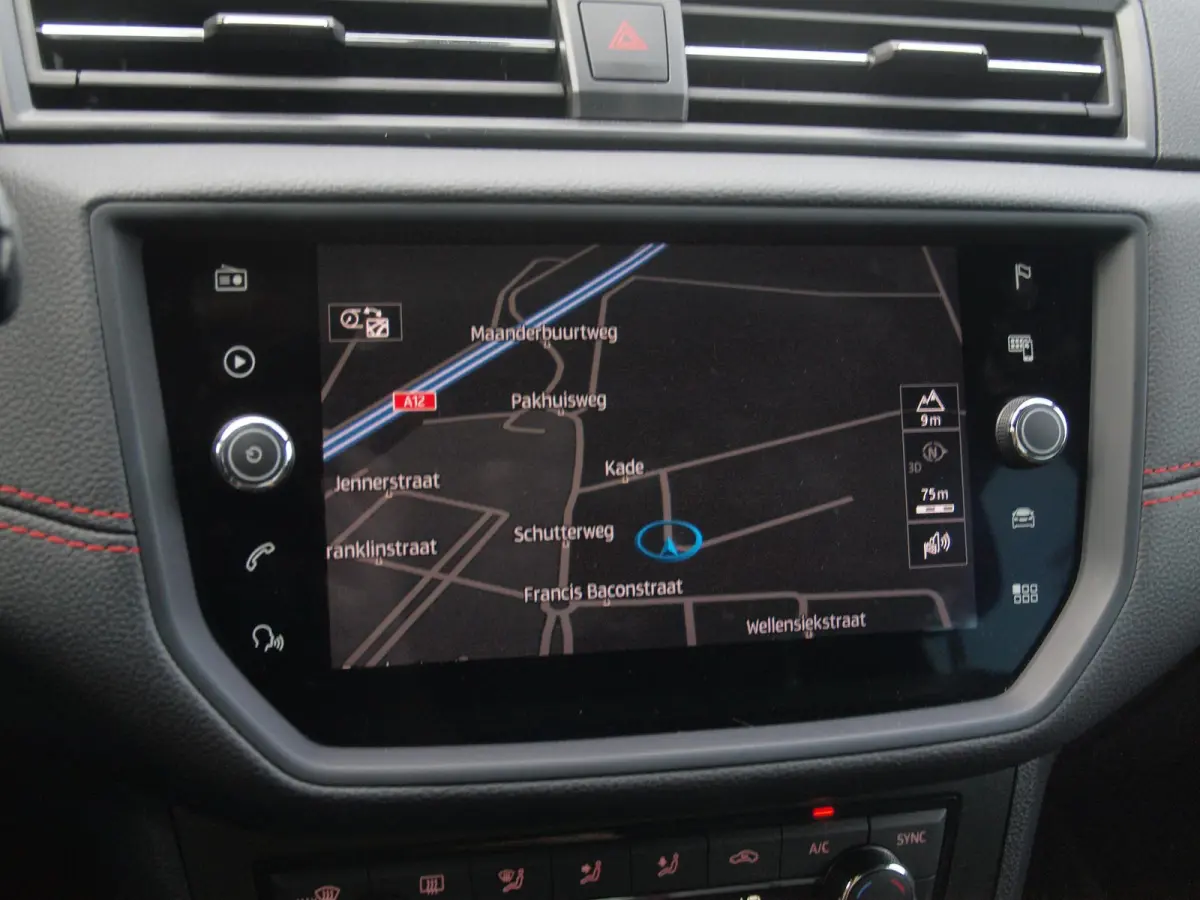 1.0 TSI FR Business Intense | Camera | Apple Carplay | Trekhaak | Virtual Cockpit | NL-Auto |