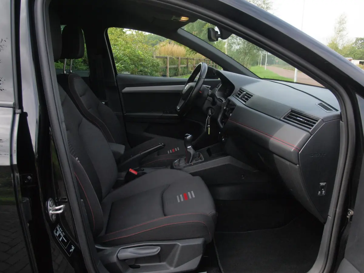 1.0 TSI FR Business Intense | Camera | Apple Carplay | Trekhaak | Virtual Cockpit | NL-Auto |
