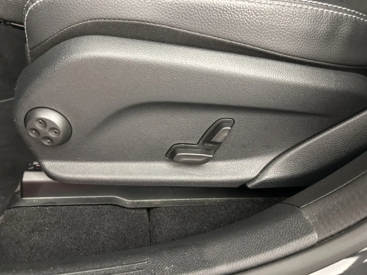 4MATIC AMG/Panodak/ACC/Burmester/carplay