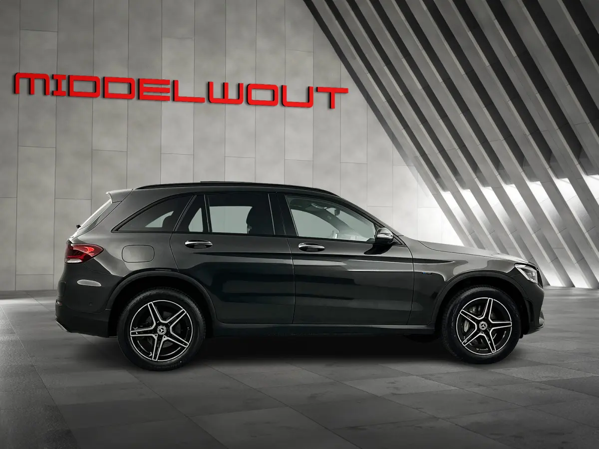 4MATIC AMG/Panodak/ACC/Burmester/carplay