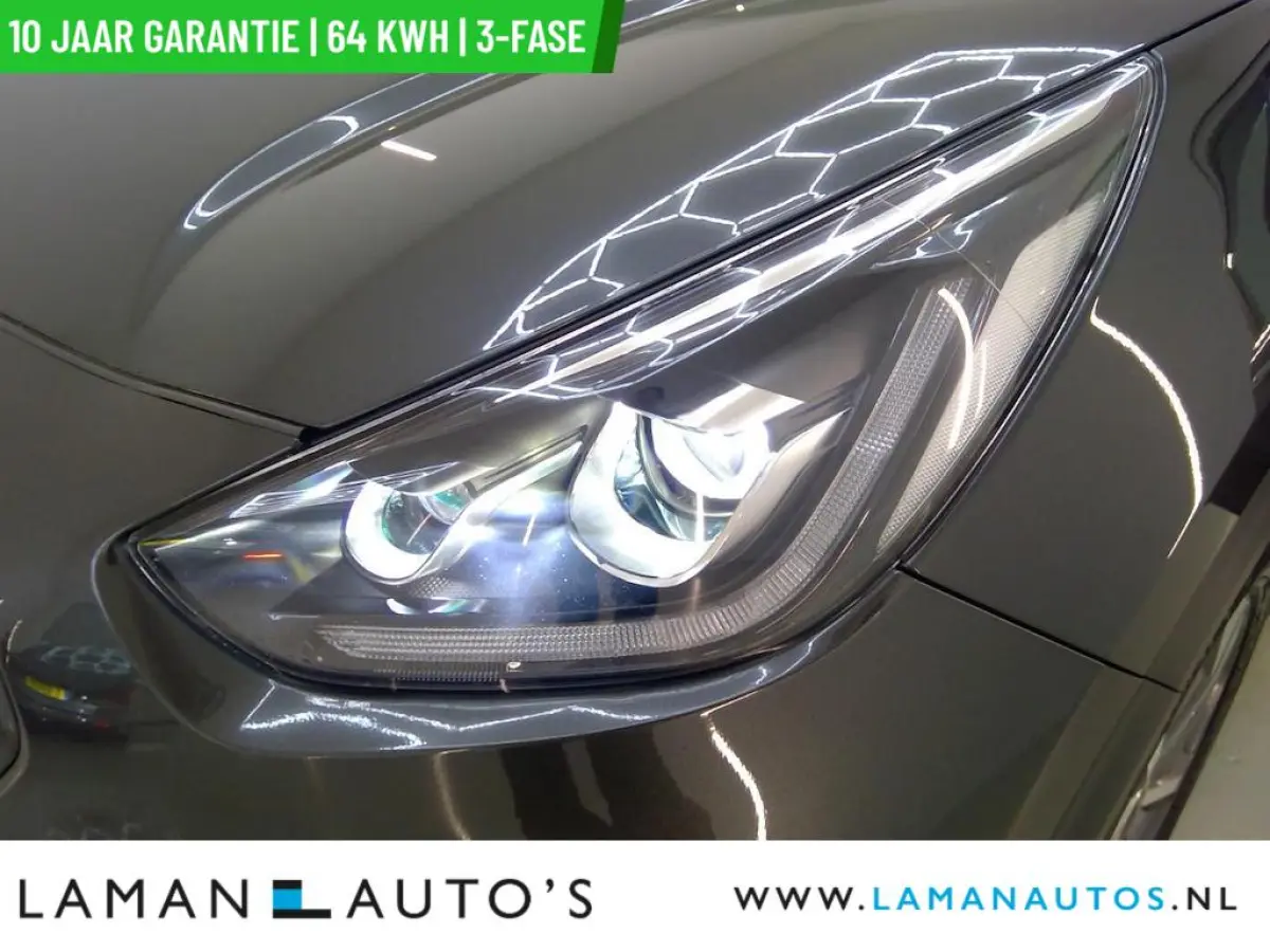 ExecutiveLine 64 kWh | SOH 97% | 3-fase | Open dak Leder JBL CarPlay ECC Nav ACC 17" LMV LED Camera Metallic BLIS | EV Voorschoten