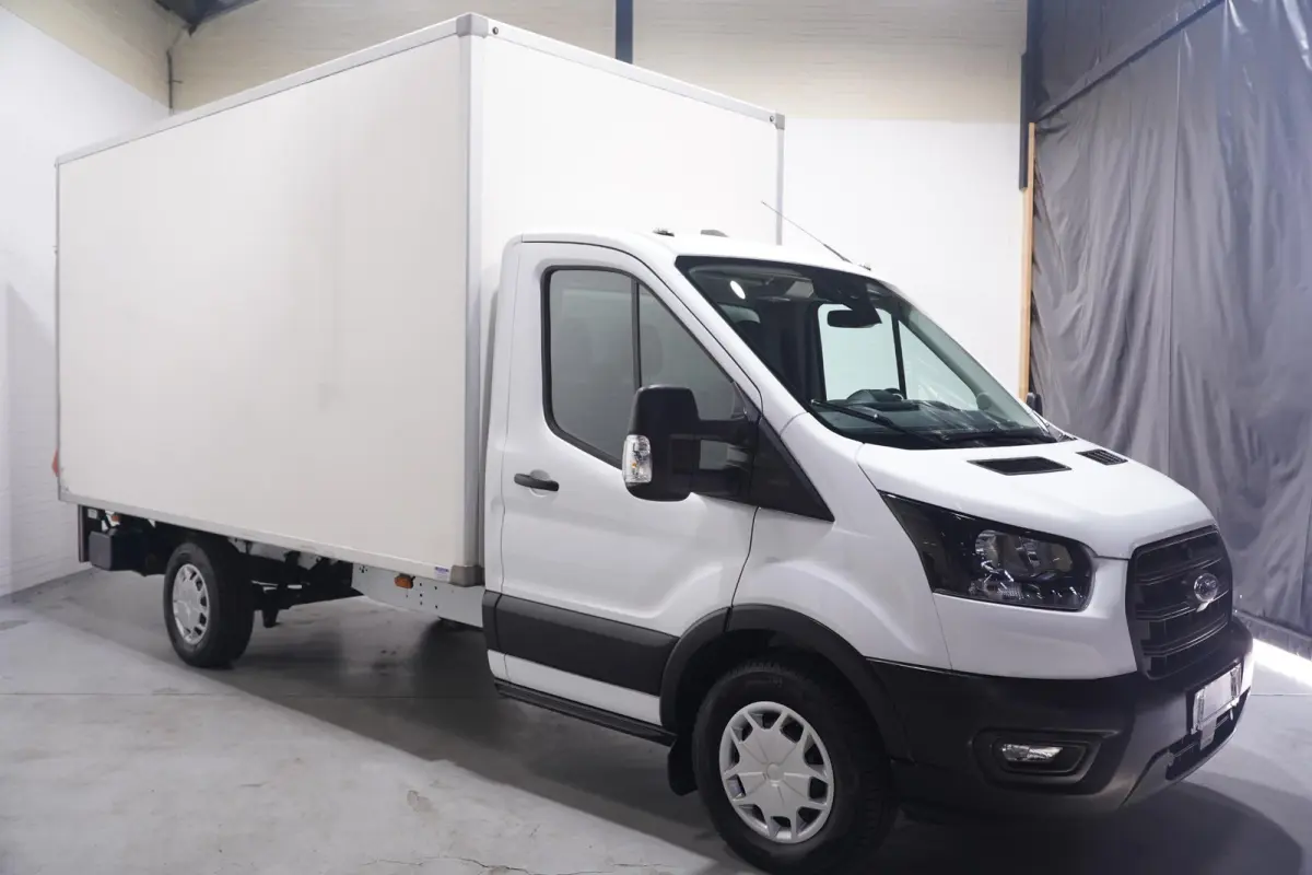 2.0 TDCi 160 pk Bakwagen met Laadklep Airco Cruise Control, LxBxH 420x200x210 cm, 3-Zits