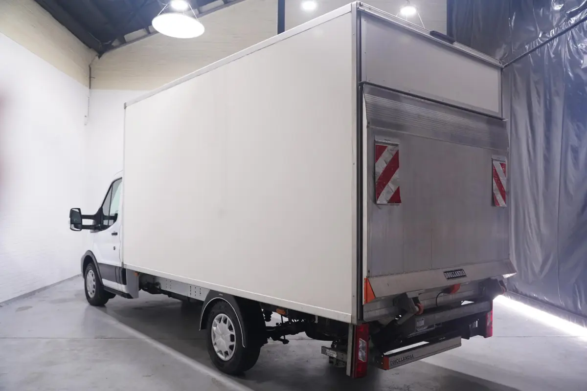 2.0 TDCi 160 pk Bakwagen met Laadklep Airco Cruise Control, LxBxH 420x200x210 cm, 3-Zits
