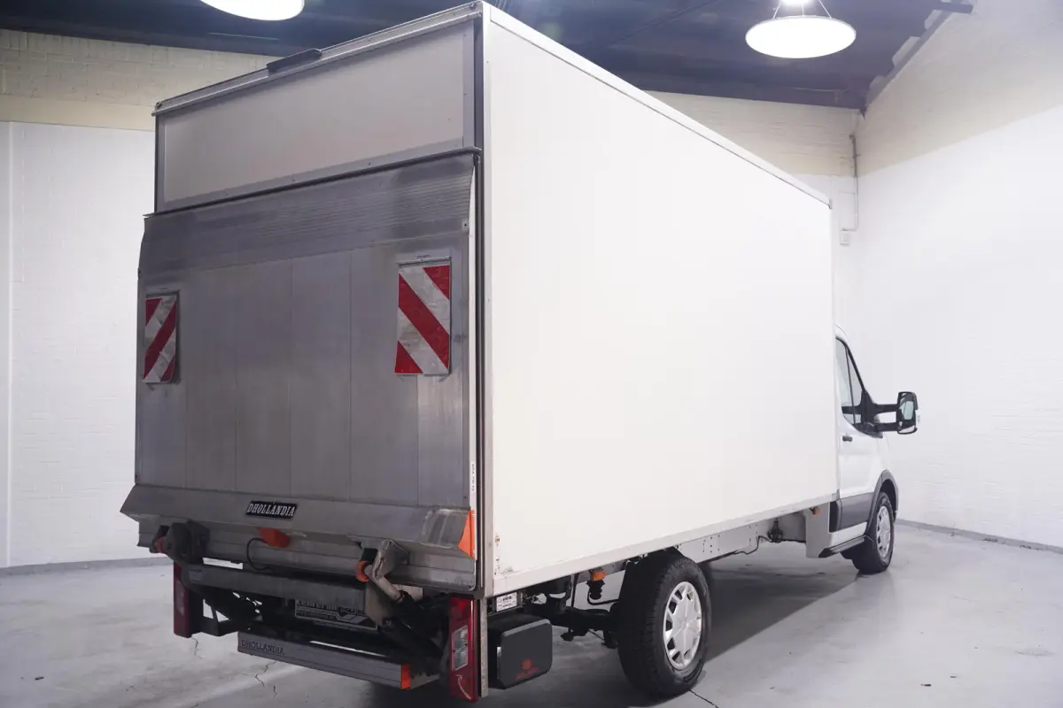 2.0 TDCi 160 pk Bakwagen met Laadklep Airco Cruise Control, LxBxH 420x200x210 cm, 3-Zits