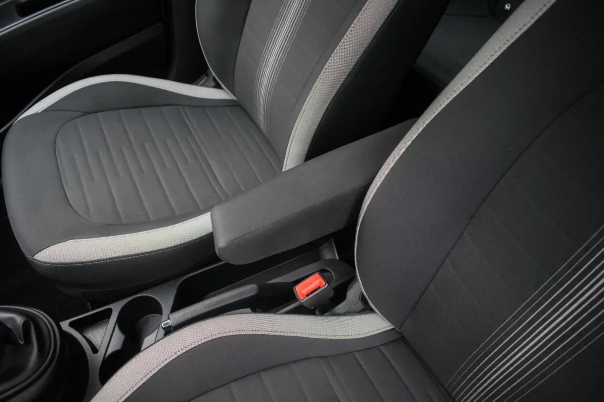 Cross 1.0 Comfort NL-auto [ Trekhaak Carplay Airco Cruise Control ]