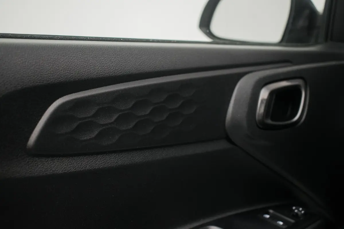 Cross 1.0 Comfort NL-auto [ Trekhaak Carplay Airco Cruise Control ]