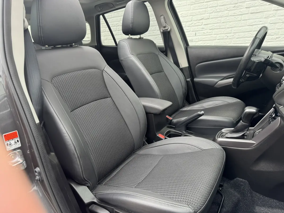 1.5 Hybrid Select Automaat Trekhaak Panodak 360 Camera Carplay Adaptive Cruise Clima Stoelverw