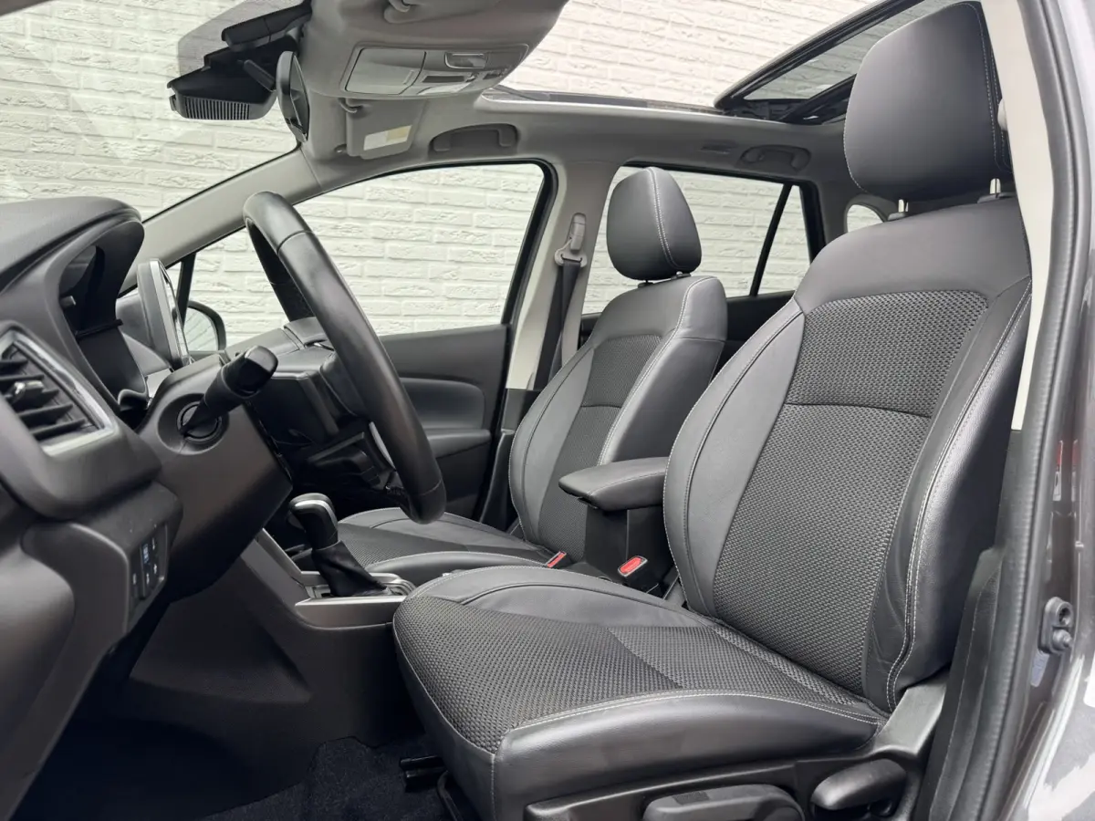 1.5 Hybrid Select Automaat Trekhaak Panodak 360 Camera Carplay Adaptive Cruise Clima Stoelverw
