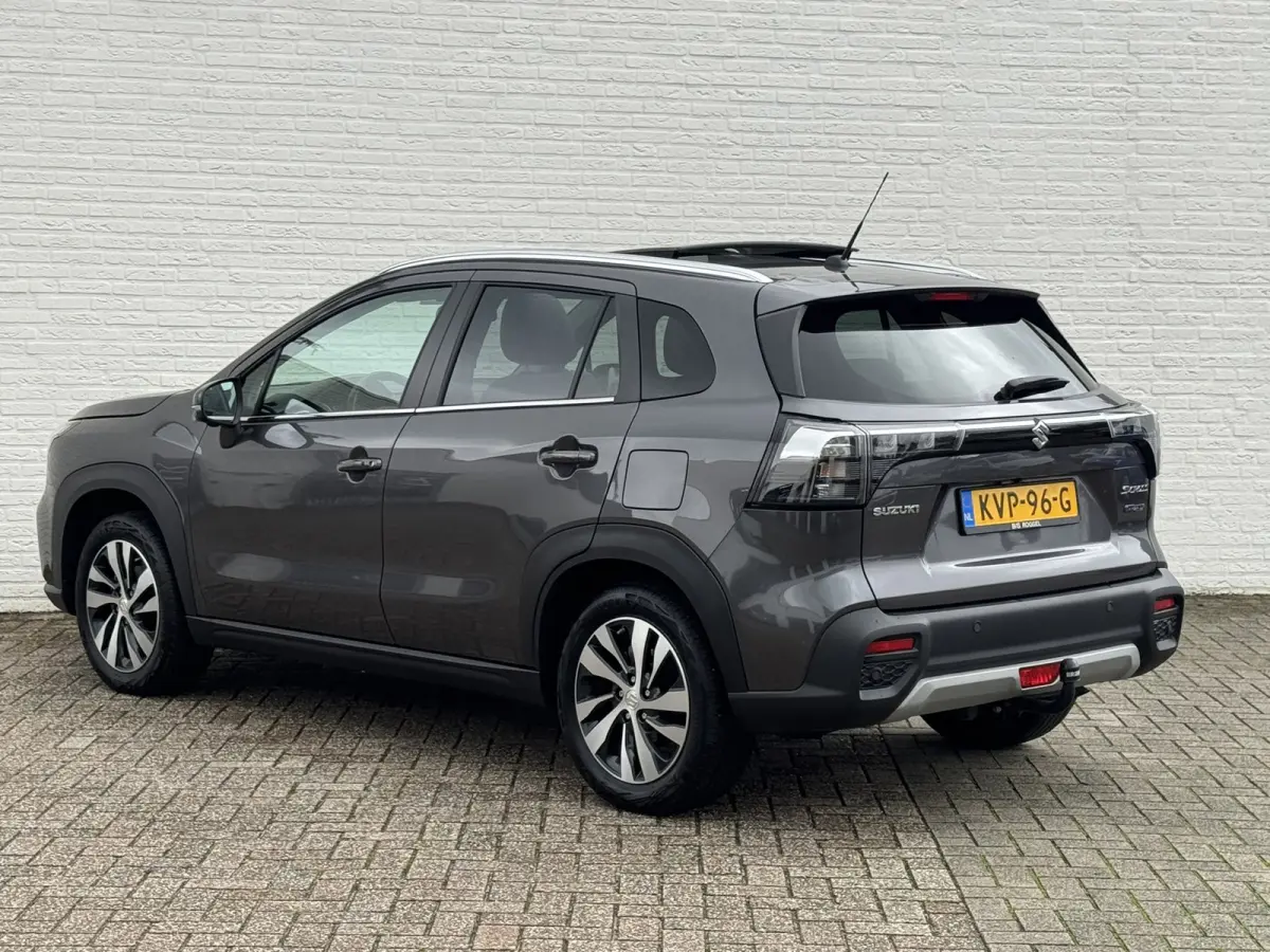 1.5 Hybrid Select Automaat Trekhaak Panodak 360 Camera Carplay Adaptive Cruise Clima Stoelverw