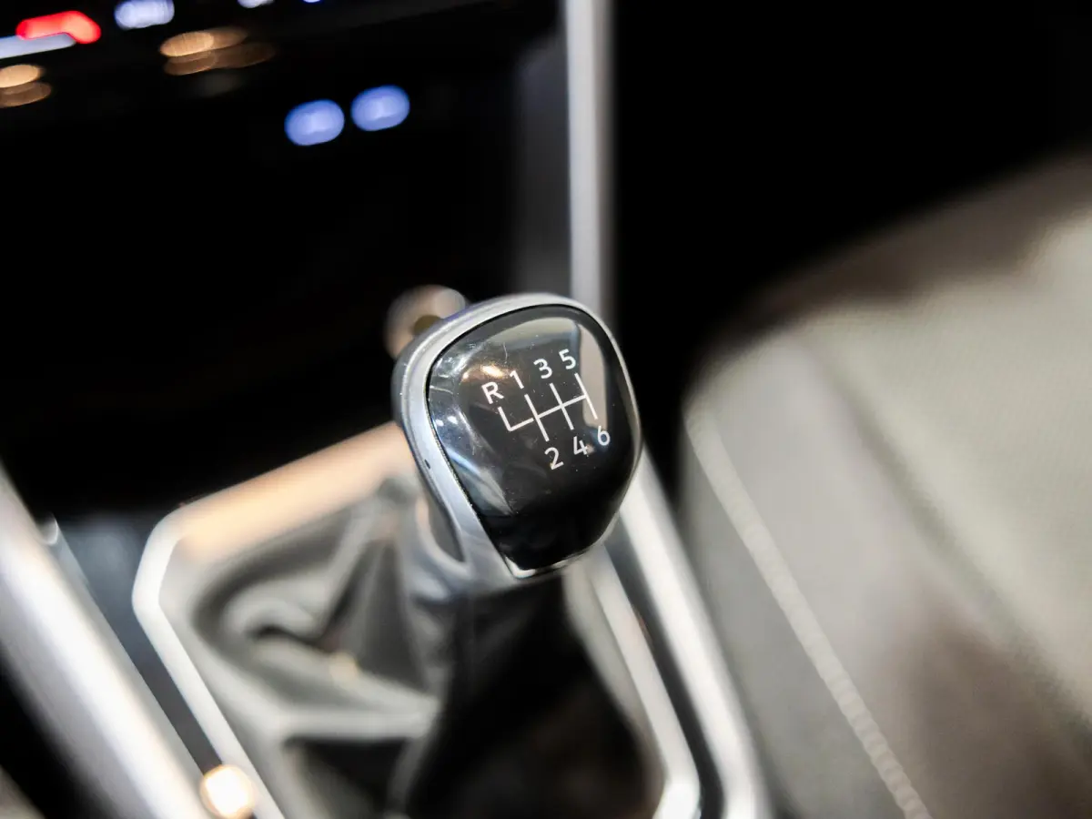 1.0 TSI Life Business / 110pk / Trekhaak / Stoelverwarming / NAP / Dealer onderhouden /