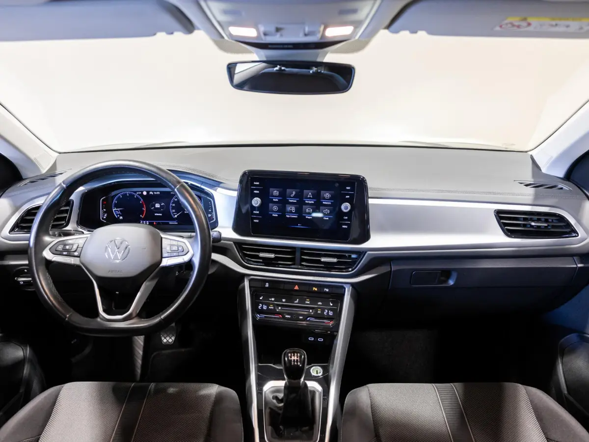 1.0 TSI Life Business / 110pk / Trekhaak / Stoelverwarming / NAP / Dealer onderhouden /