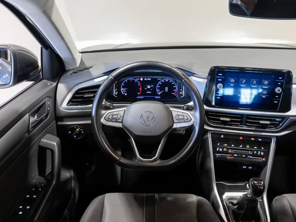 1.0 TSI Life Business / 110pk / Trekhaak / Stoelverwarming / NAP / Dealer onderhouden /