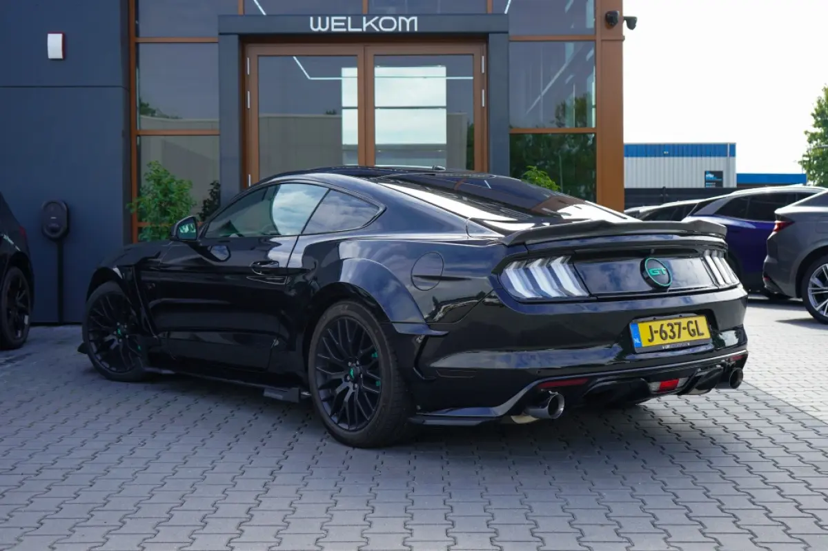 5.0 | Borla | Carbon | Wide Body | Camera | Cruise | Shaker | Brembo |