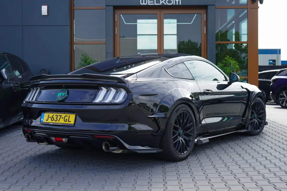 5.0 | Borla | Carbon | Wide Body | Camera | Cruise | Shaker | Brembo |