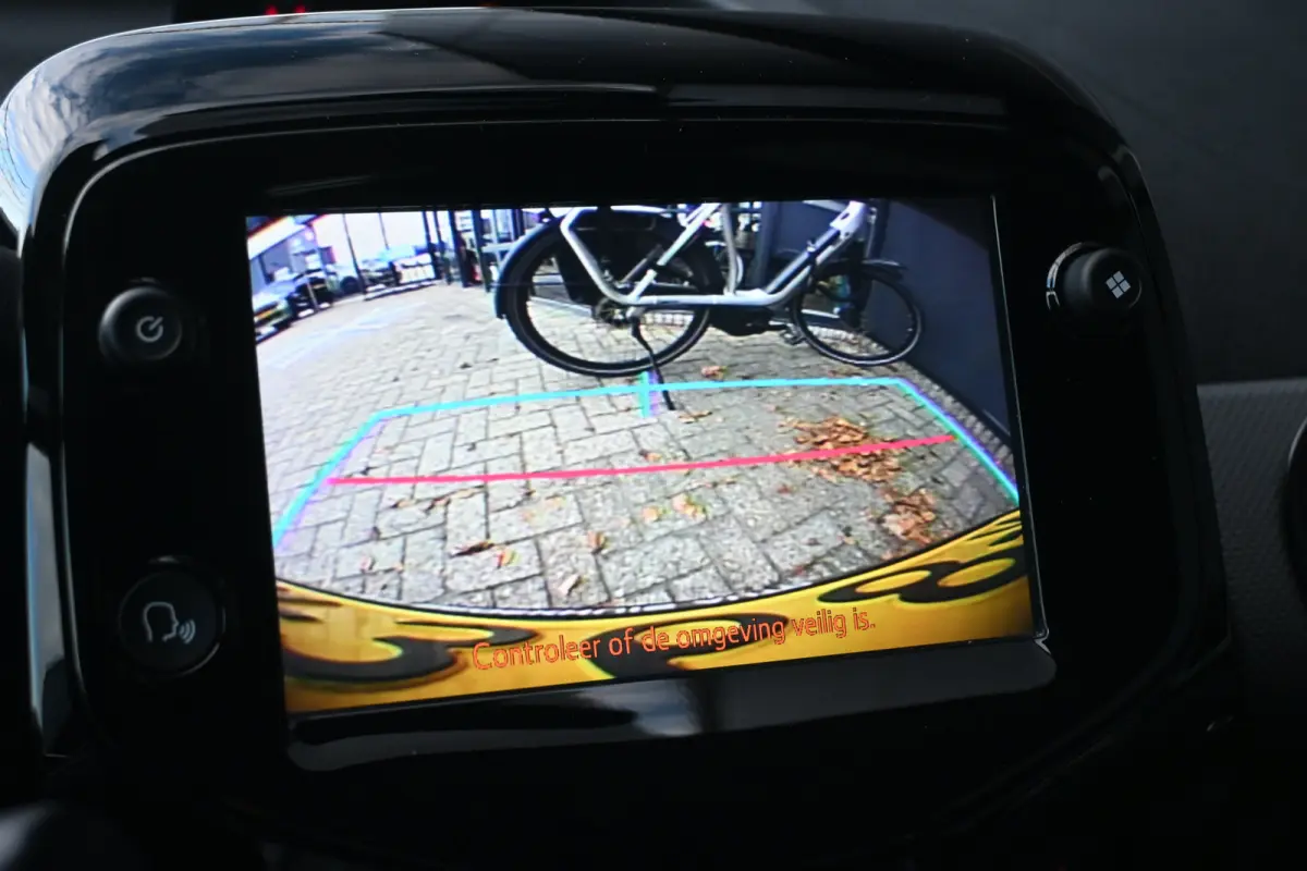 1.0 e-VTi Blue Lease Executive | Navi by App | Cruise Control | Achteruitrijcamera | Airco | Elektr. ramen voor | LMV 15" |