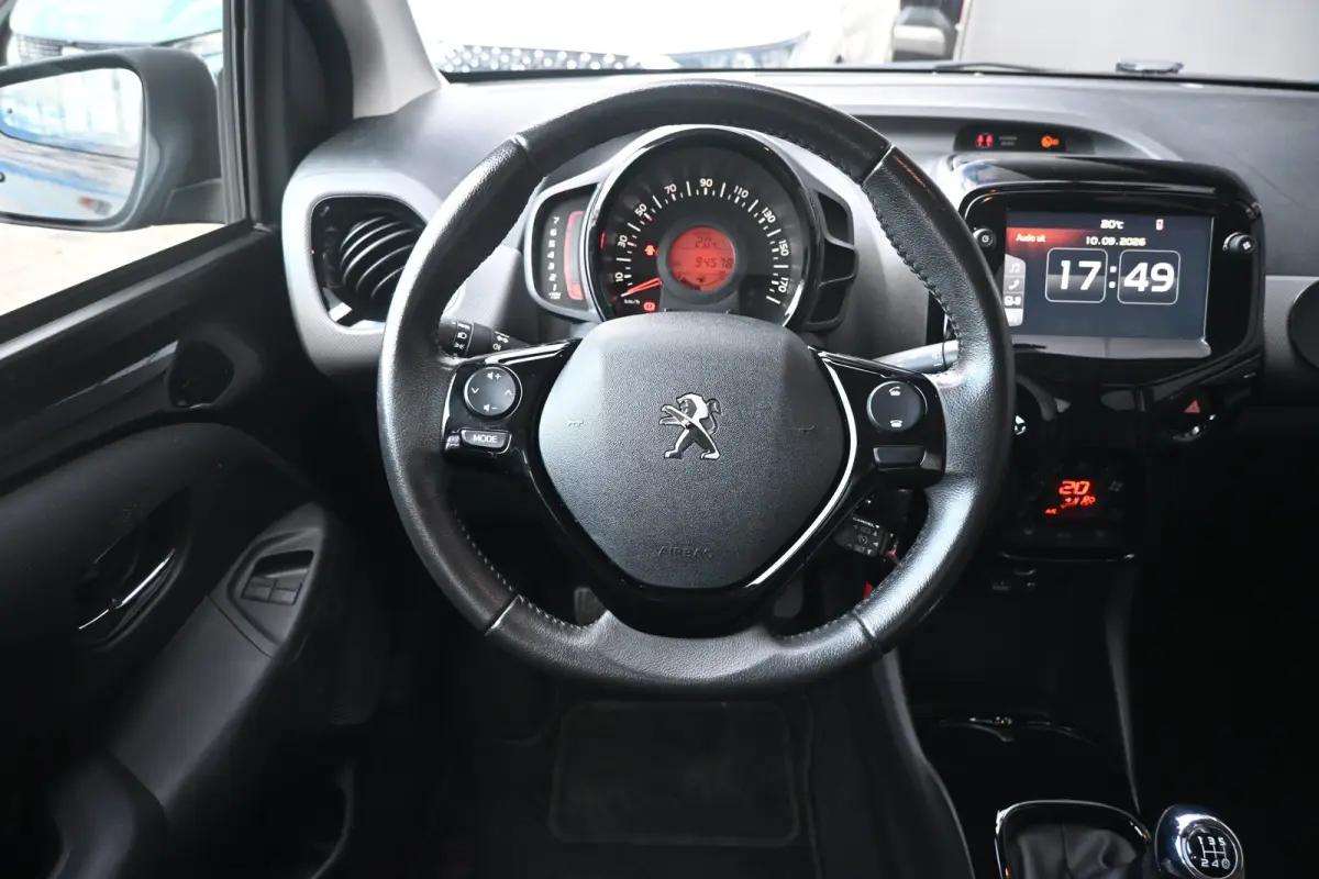 1.0 e-VTi Blue Lease Executive | Navi by App | Cruise Control | Achteruitrijcamera | Airco | Elektr. ramen voor | LMV 15" |