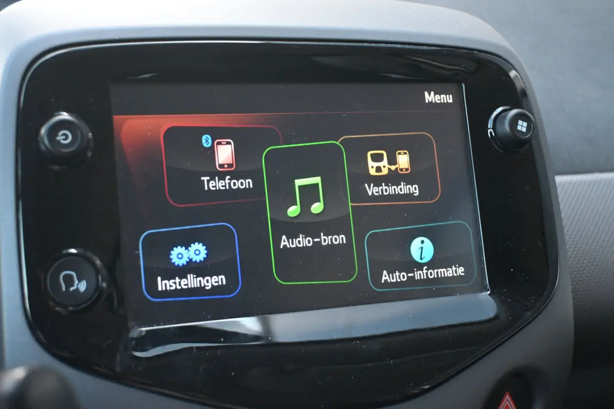 1.0 e-VTi Active | Navi by App | Achteruitrijcamera | Airco | Elektr. Ramen |